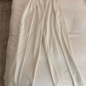 NWOT Zara White Dress Pants with Wide-Leg Design